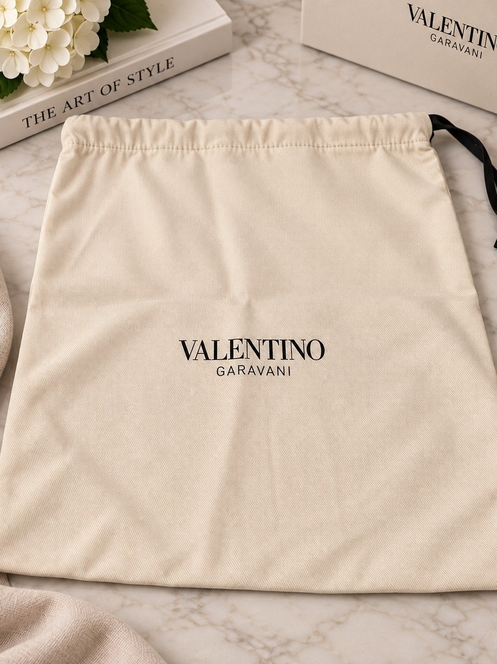 Valentino Garavani Cosmetic Bags & Cases Cream Size One Size
